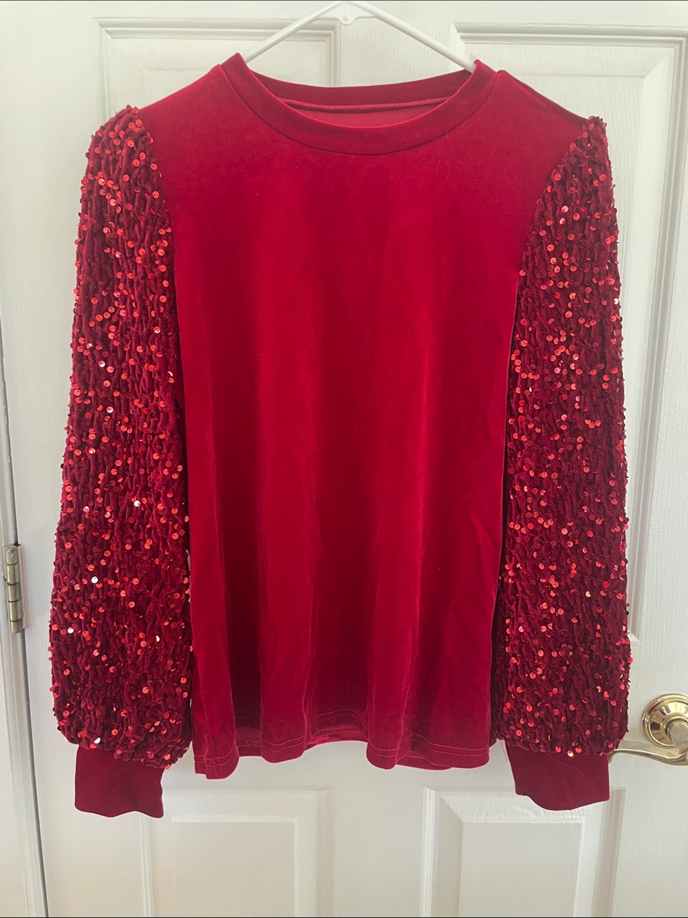 Women's Red Velvet Sweatshirt with Sequin Puff Sleeves